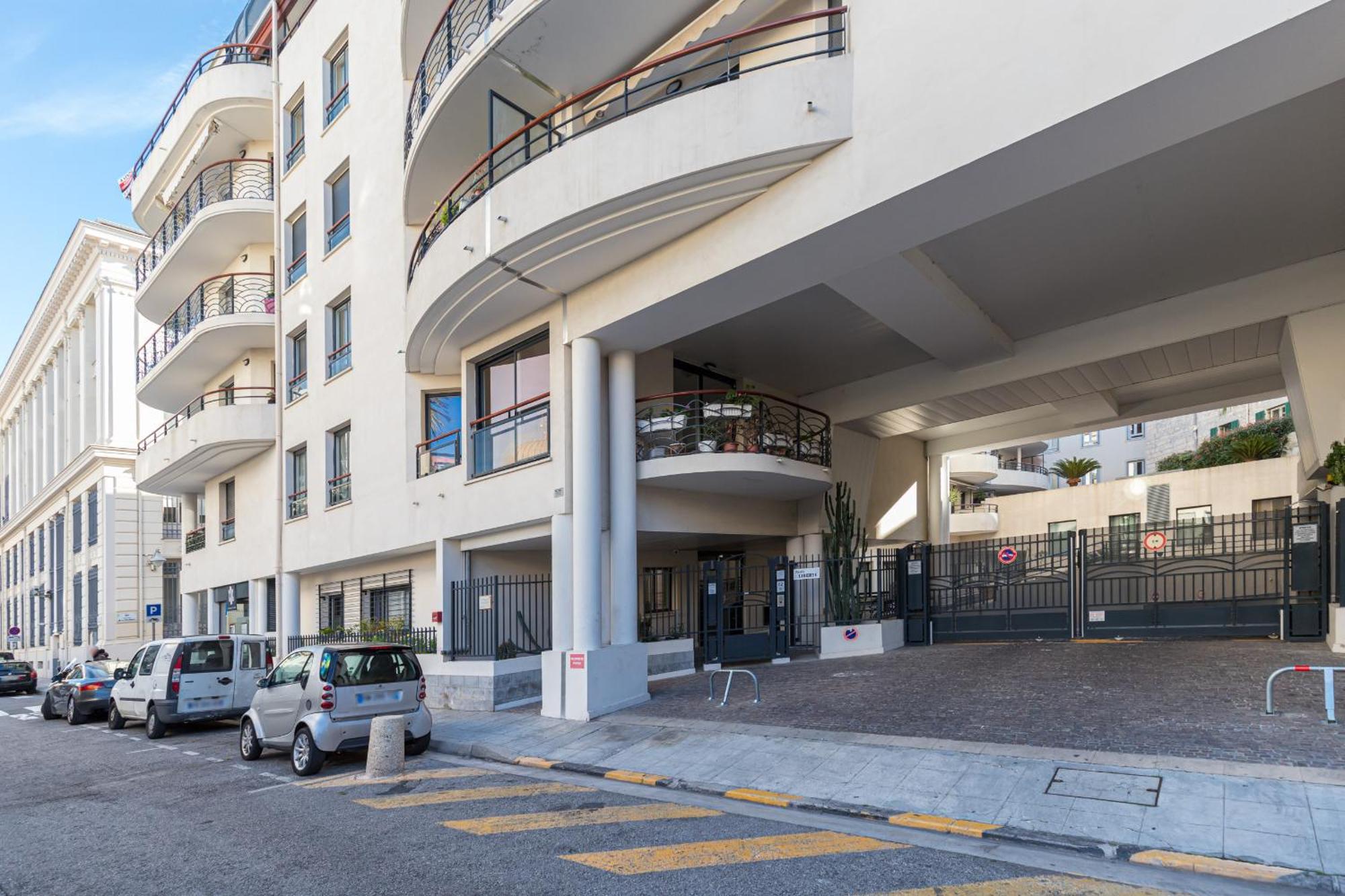 Nice 1 Bedroom Downtown Carre D'Or With Garage Exteriér fotografie
