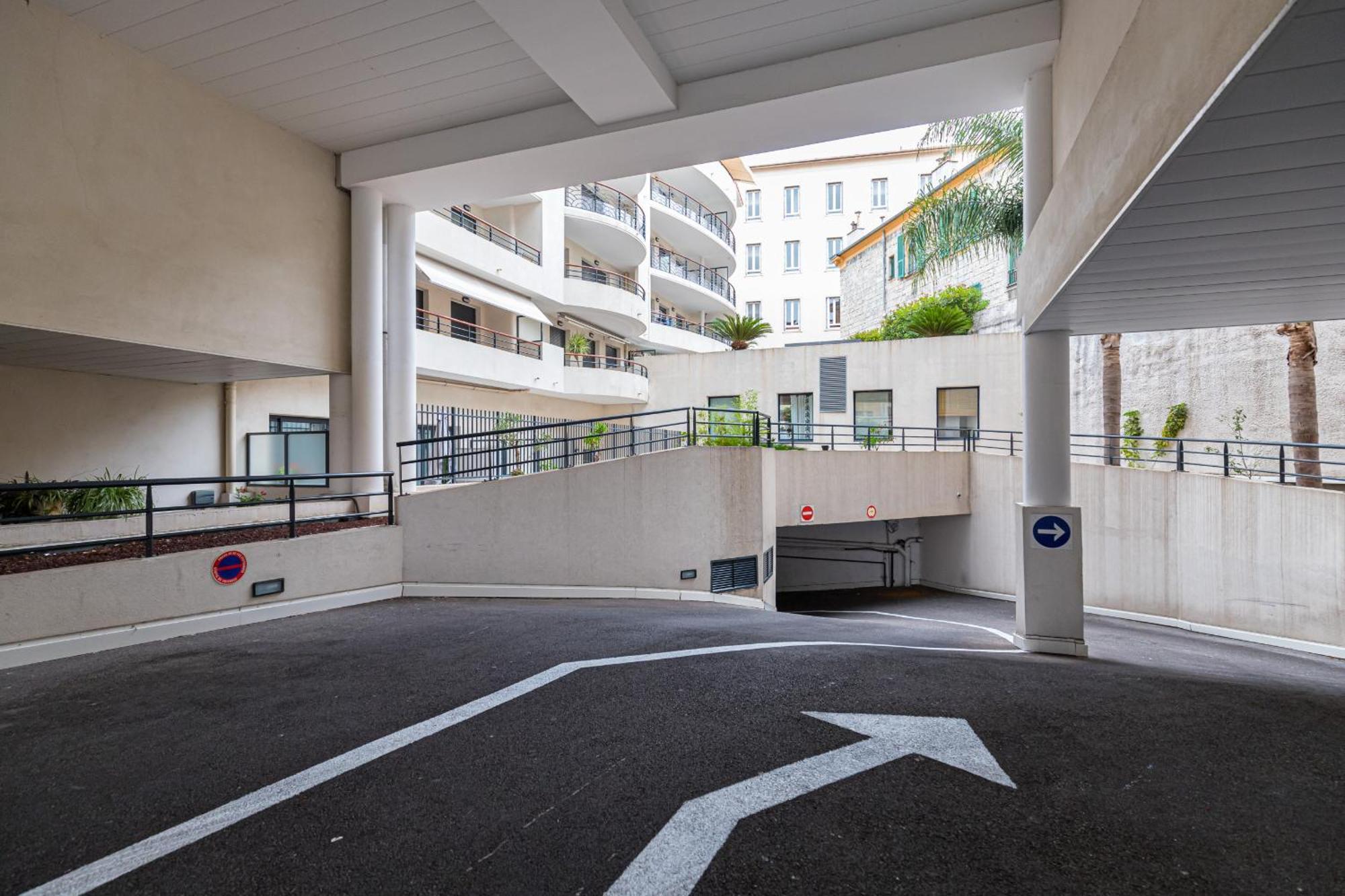 Nice 1 Bedroom Downtown Carre D'Or With Garage Exteriér fotografie