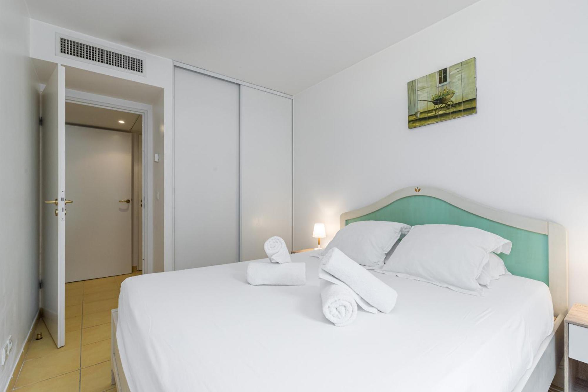 Nice 1 Bedroom Downtown Carre D'Or With Garage Exteriér fotografie